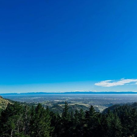 Вилла The Outlook By Tiny Away Diamond Harbour Экстерьер фото